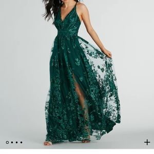 Brand new sequin tulle dress. Emerald color
